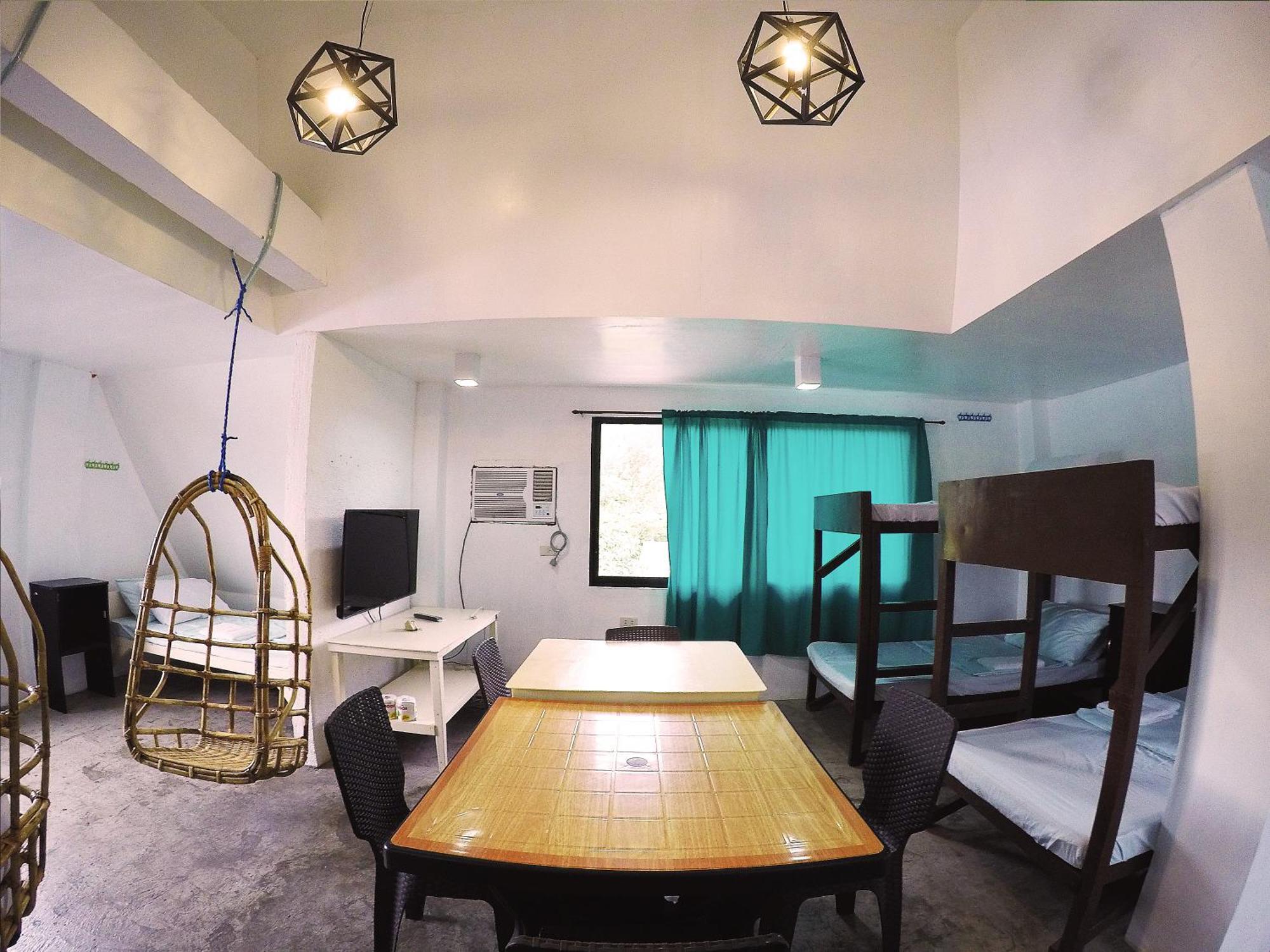 Full Moon Hostel Корон Екстериор снимка